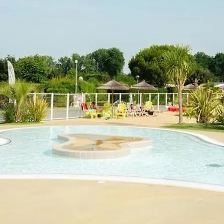 Les Charmettes 4 Etoiles Emplacement 429 3ch 2sdb 8 Pers Apartment Les Mathes